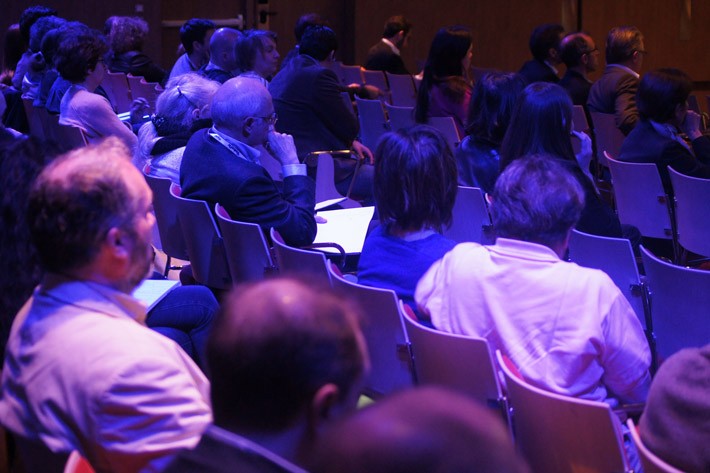 05_audotorium-9-avril_09